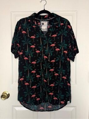 Free Planet black flamingo tropical short sleeve button down shirt M - novelty